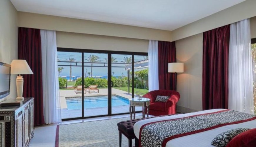 superior room pool view