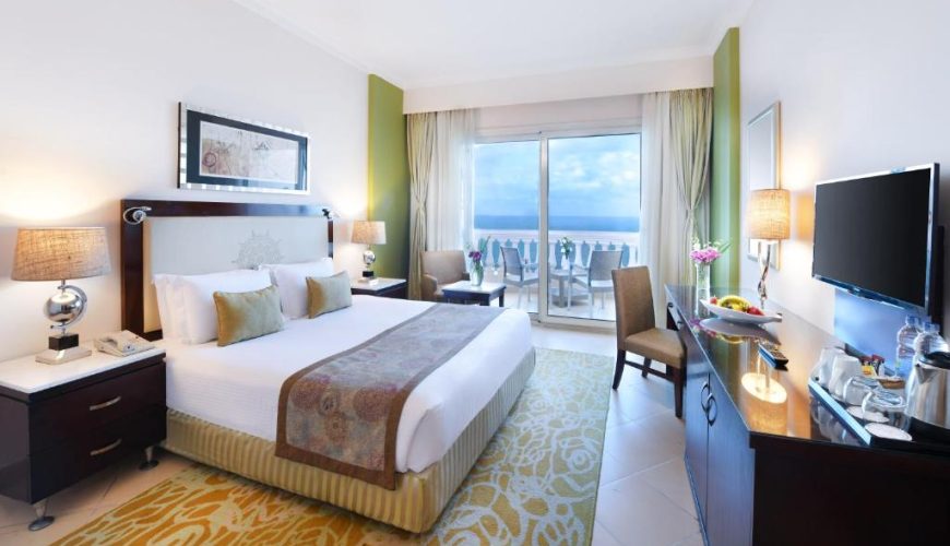 family room sea view